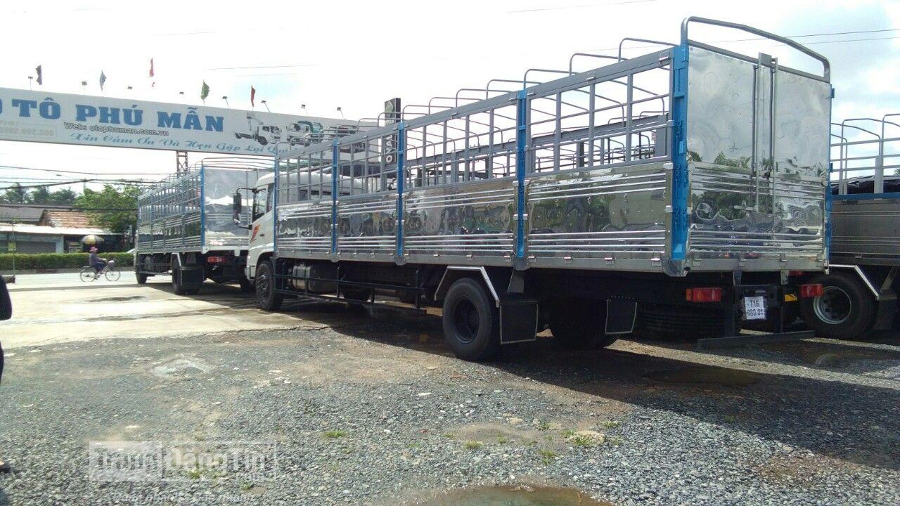 Xe tải , Xe tải Dongfeng B180 Thùng dài 9m5 nhập khẩu chính hãng , hỗ trợ trả góp 