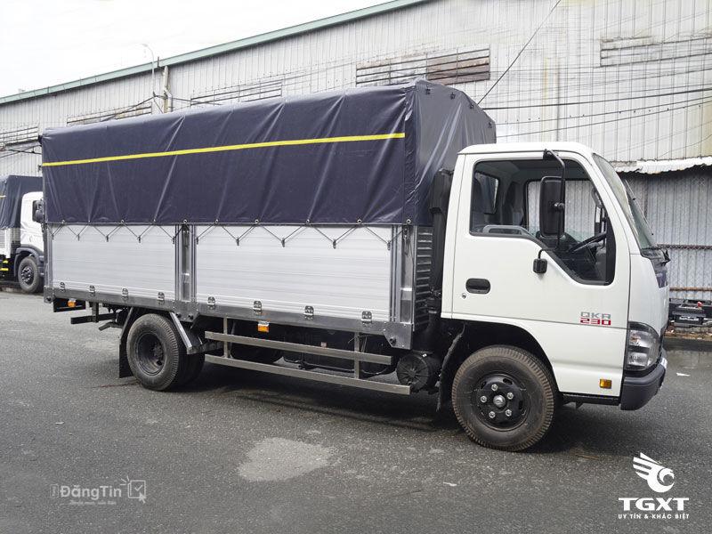 Xe tải Isuzu( QKR230) bạt trọng tải 2t5